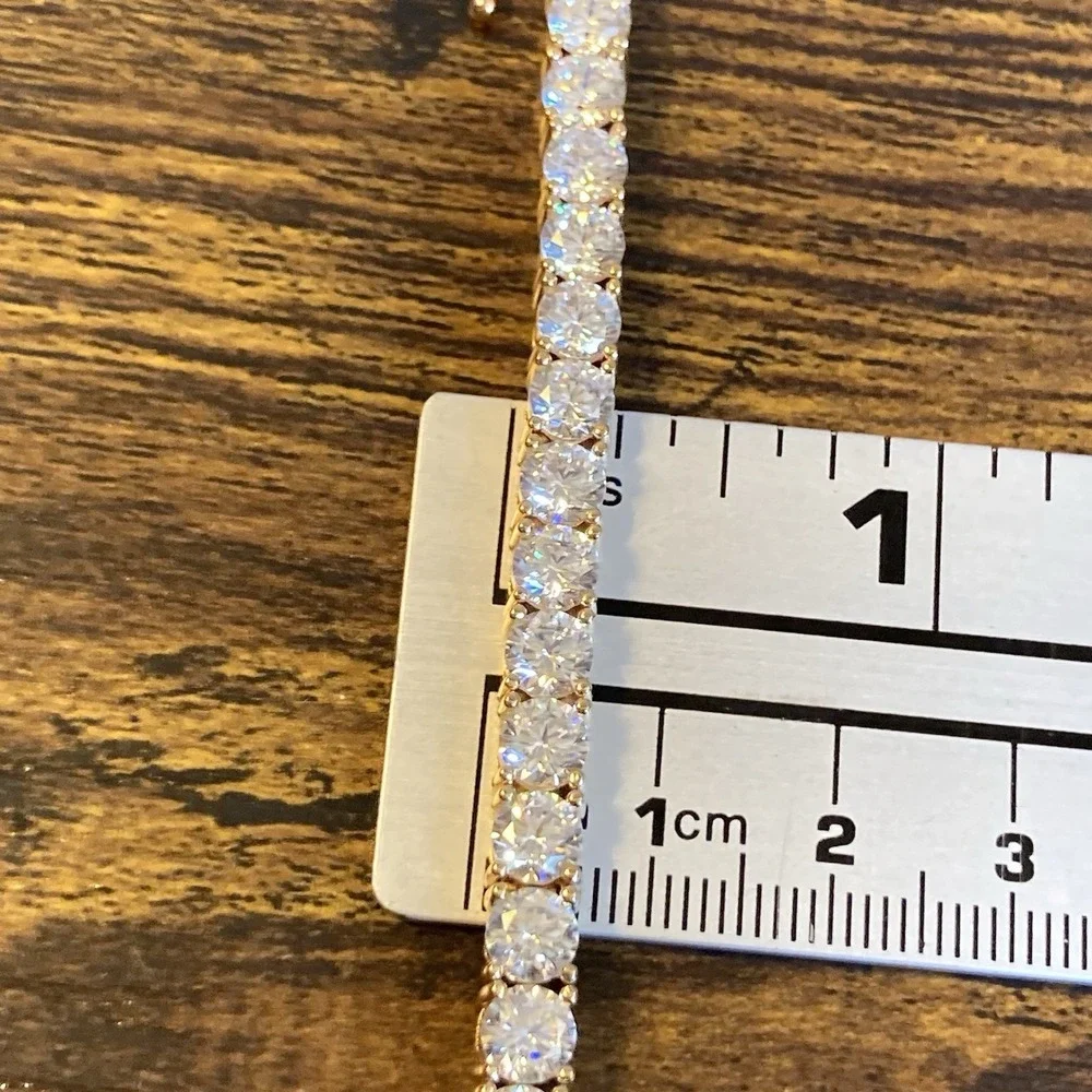 Gold Tone CZ Tennis Bracelet 8.5in 5mm Round Clear Stones‎